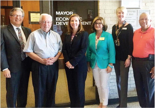 New Canadian Consul General tours  East Arkansas sites, meets local leaders